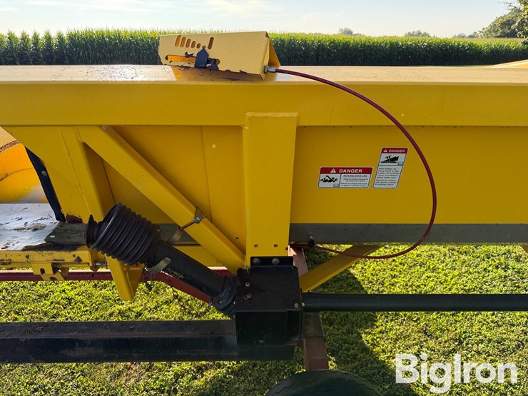 2005-new-holland-98c-image-13