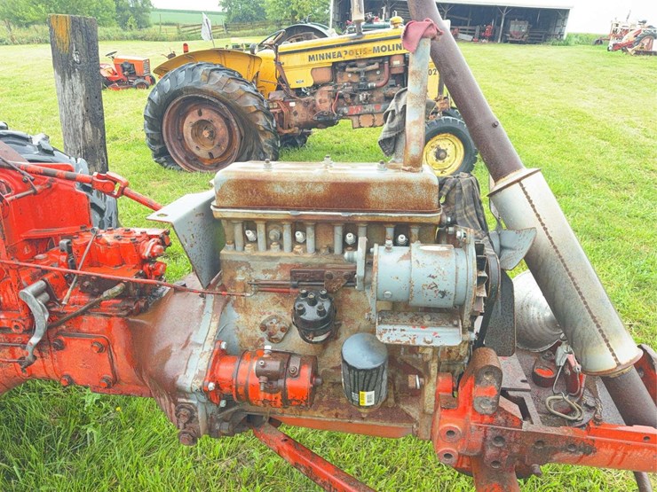 case-parts-tractor-image-13