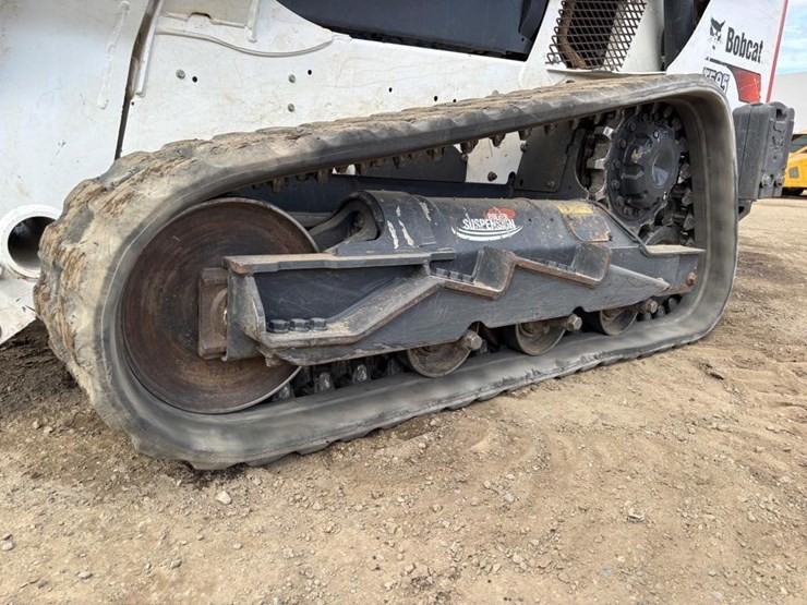 2017-bobcat-t595-image-10