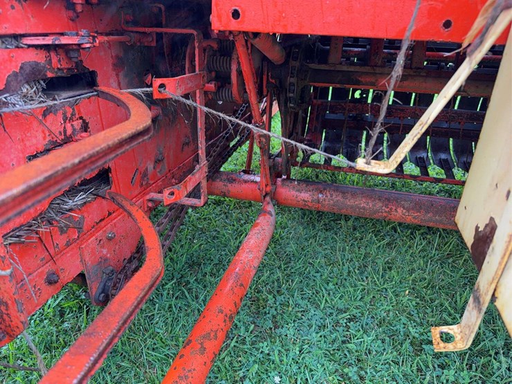 case-133-square-baler-image-20