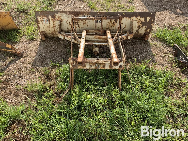 international-cub-154-lo-boy-image-6