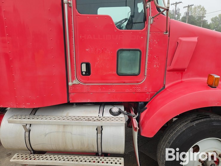 2004-kenworth-t800-image-16