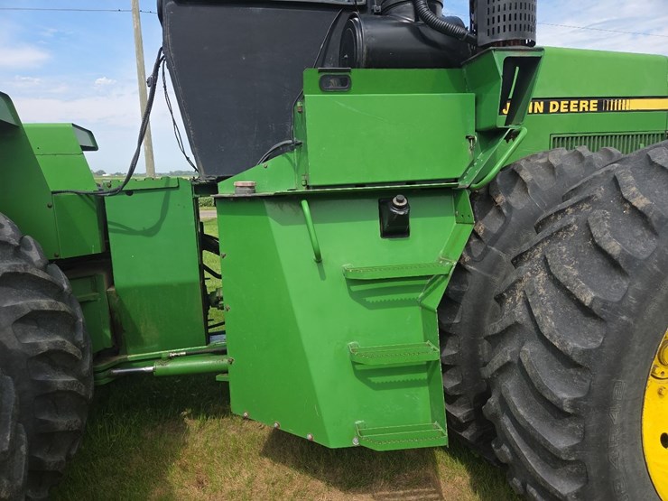 john-deere-8760-image-11