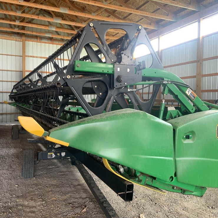 JOHN DEERE 635F