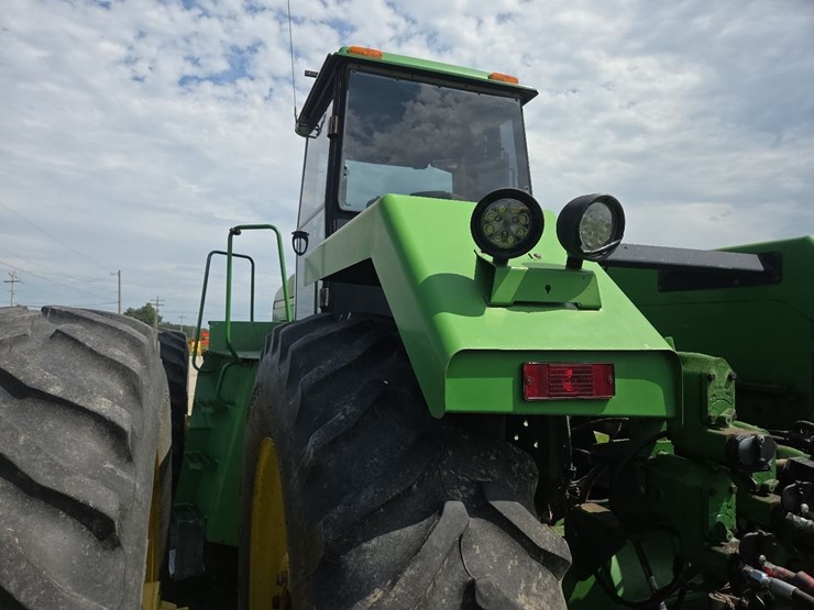 john-deere-8760-image-25