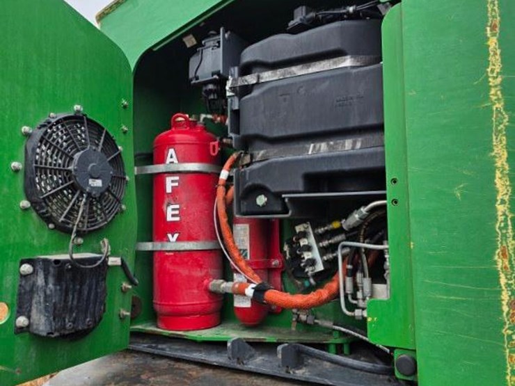 2019-deere-853m-image-15