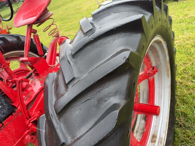 farmall-m-image-16