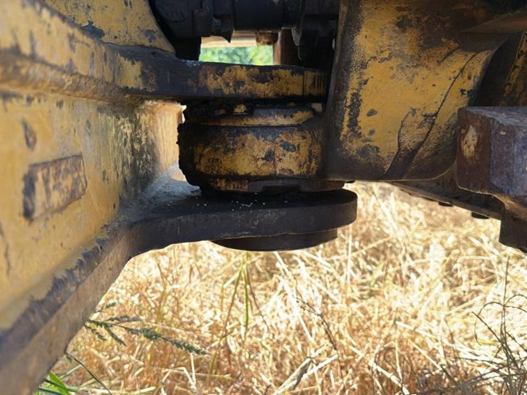 1988-caterpillar-518-image-25