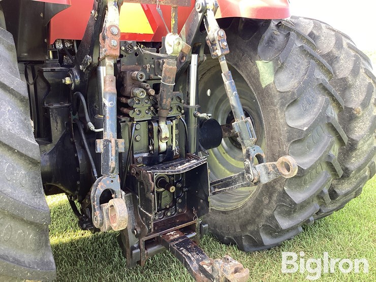 2009-case-ih-magnum-305-image-15