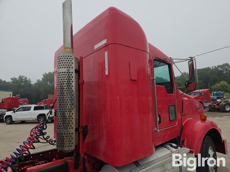 2004-kenworth-t800-image-18