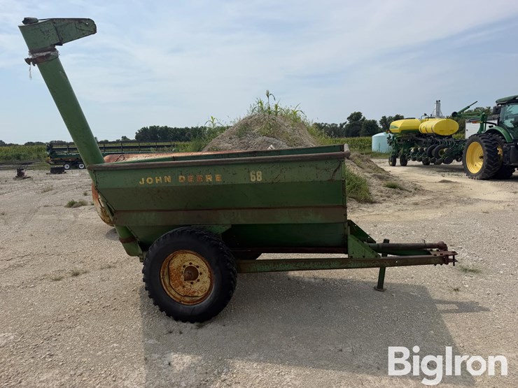 john-deere-68-image-4