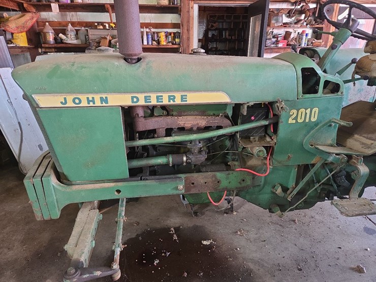 2010-john-deere-2010-image-2