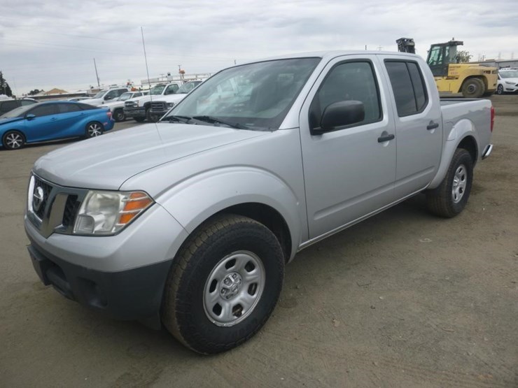 2016-nissan-frontier-image-1
