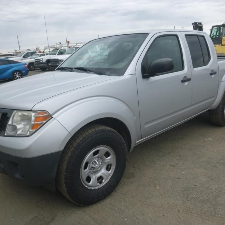 2016 NISSAN FRONTIER