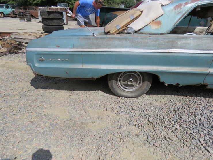 1964-chevrolet-impala-ss-image-13