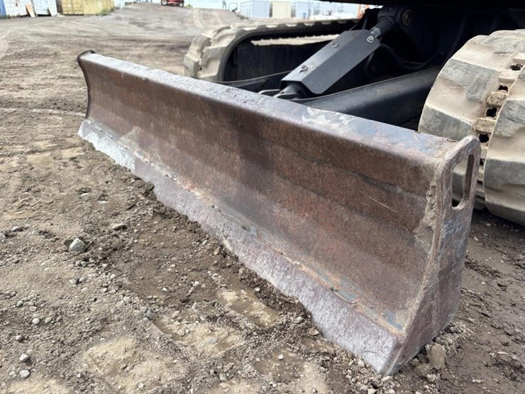 2013-bobcat-e26em-hydraulic-excavator-image-9