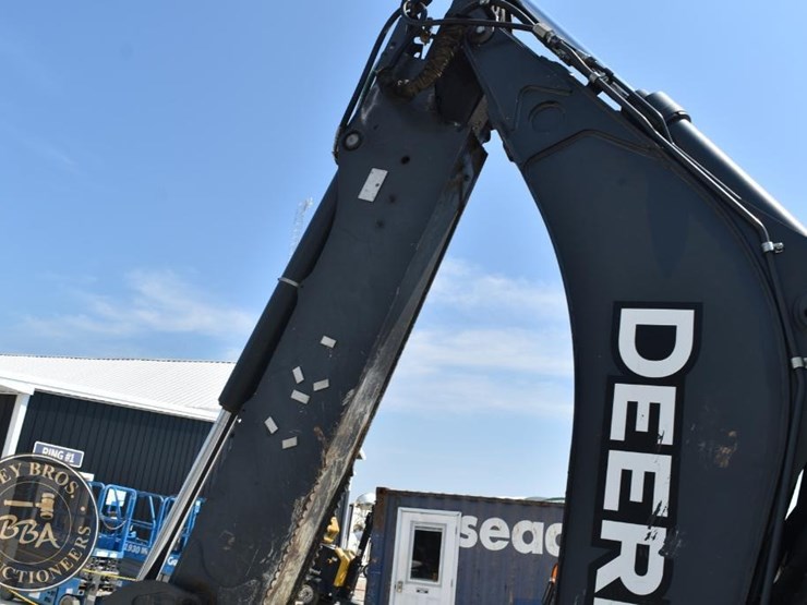 2015-deere-410k-image-38