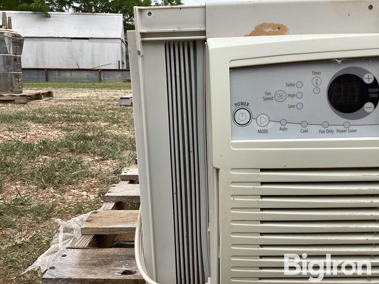 whirlpool-acq082xp0-air-conditioning-window-unit-image-13