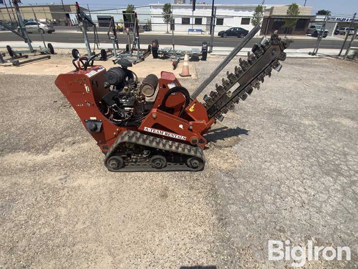 ditch-witch-c24x-image-4