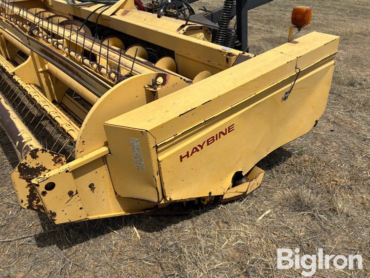 new-holland-2300bf-image-16