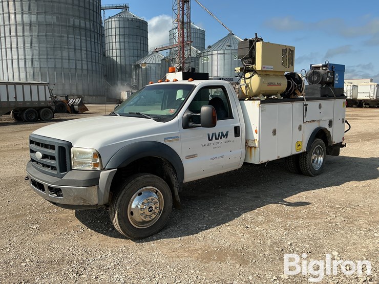 2006-ford-f550-xl-image-1