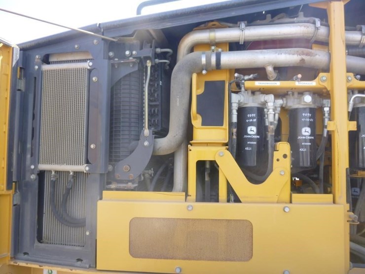 2012-deere-672gp-image-32