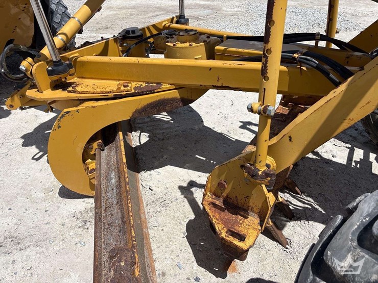 caterpillar-c6.6-image-34