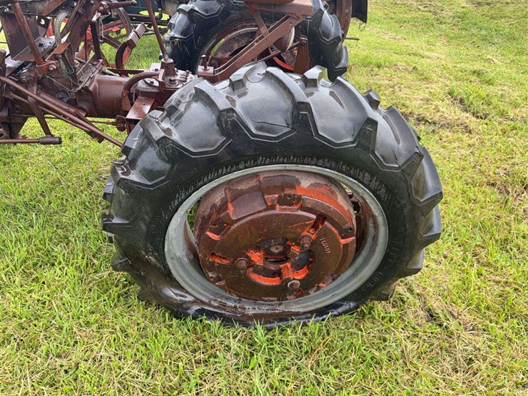 case-parts-tractor-image-9