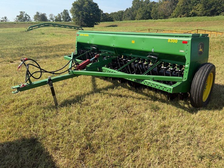 john-deere-8000-image-1