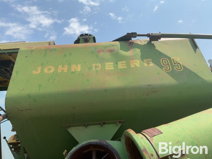 1967-john-deere-95-image-11