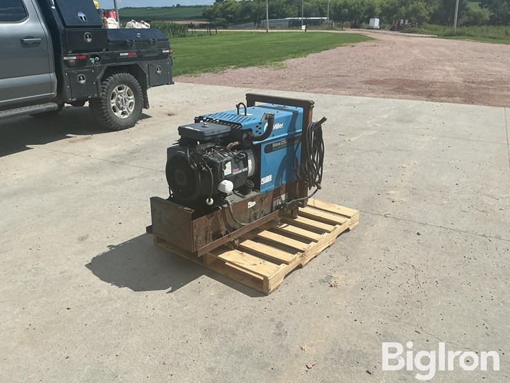 miller-bobcat-225-image-5