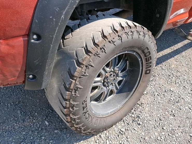 2013-dodge-2500-image-23