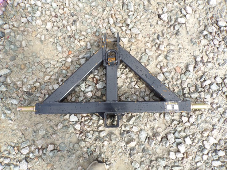#2404-•-category-2-3-point-hitch-with-receiver-image-1