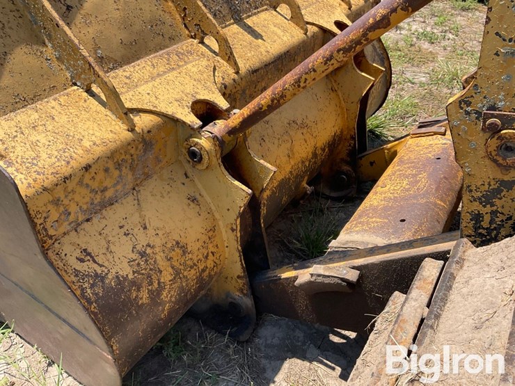 1977-caterpillar-955l-image-9