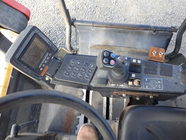 2015-dynapac-cc524hf-image-24