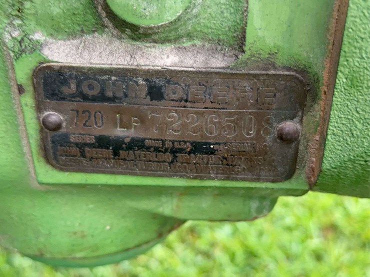 john-deere-720-image-52