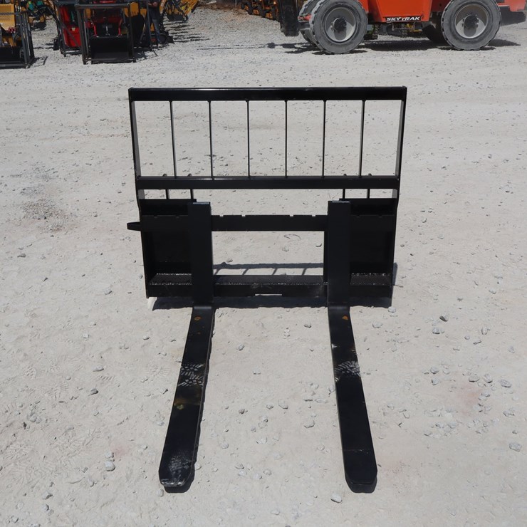 #558 • SKID STEER FORKS- QTY 5