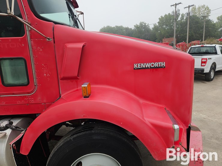 2004-kenworth-t800-image-14