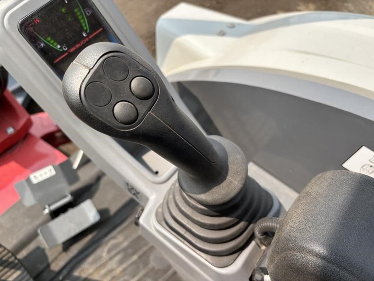 2026-takeuchi-tb235-2-image-32