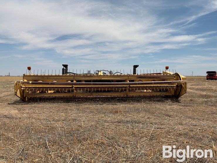 new-holland-2300bf-image-4