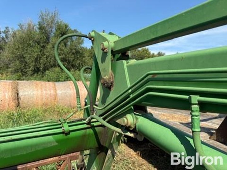 john-deere-640-image-12