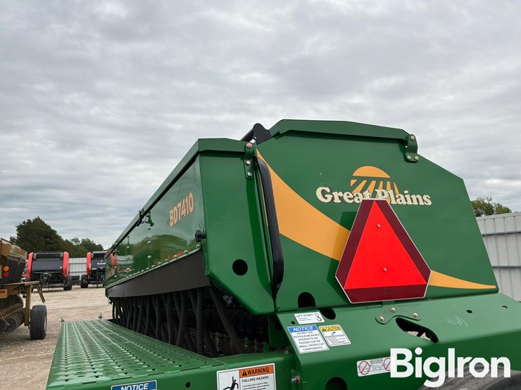 great-plains-bd7410-13-image-17