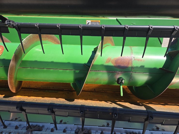john-deere-635f-image-16