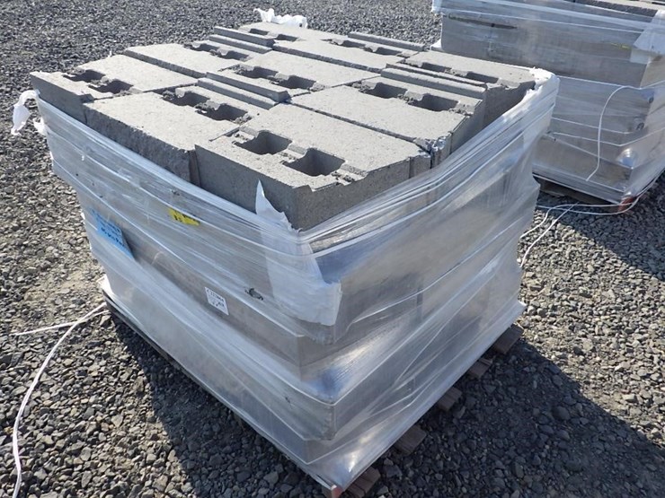 retaining-wall-6"-h-x-12"-d-x-17"-w-image-5