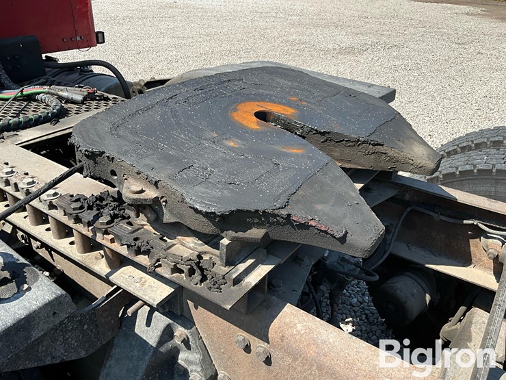 2012-kenworth-t660-image-18