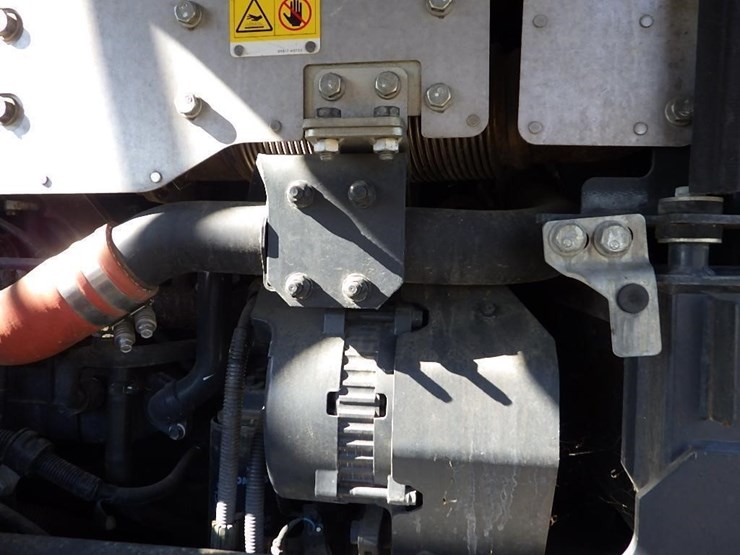 2018-komatsu-wa320-8-image-11