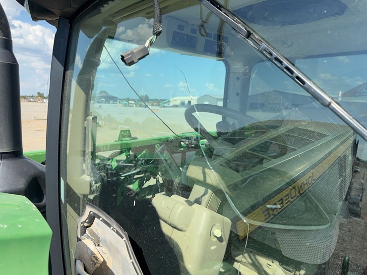 2016-john-deere-r4038-image-57