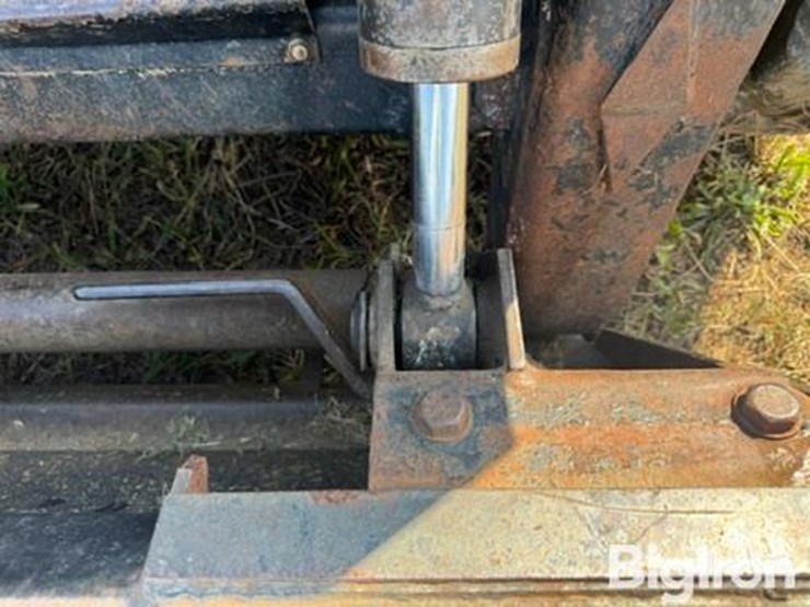 new-holland-lx885-turbo-image-15