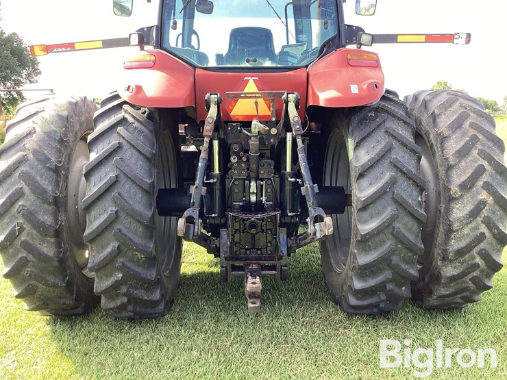 2009-case-ih-magnum-305-image-14