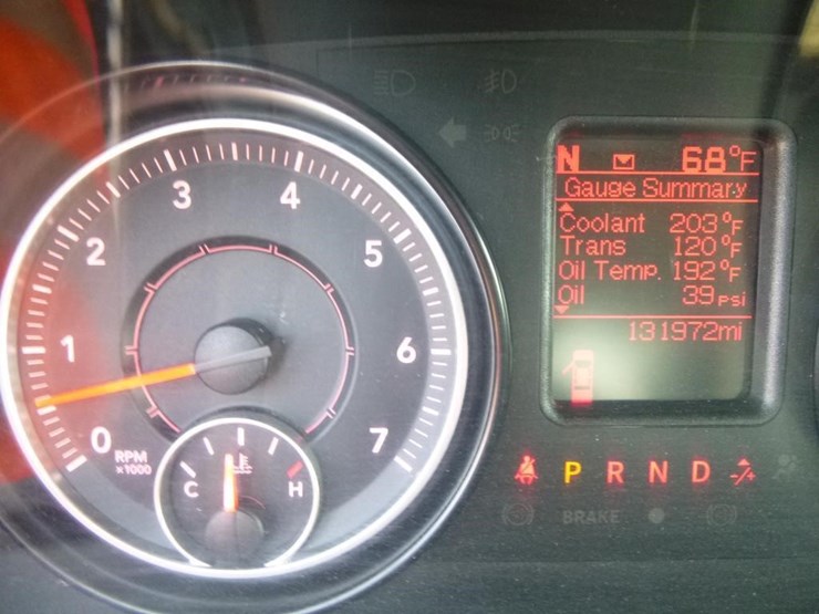 2016-dodge-1500-image-30